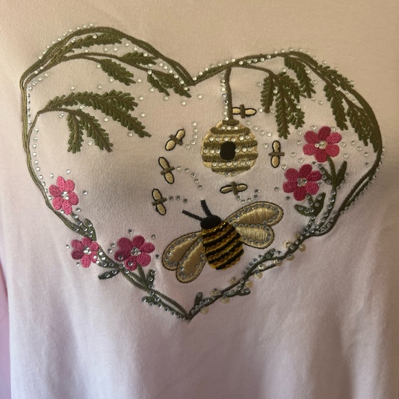 Quacker Factory Top / Embroidered Bee Heart / grannycore /Pink /Size: XL - Picture 3 of 6